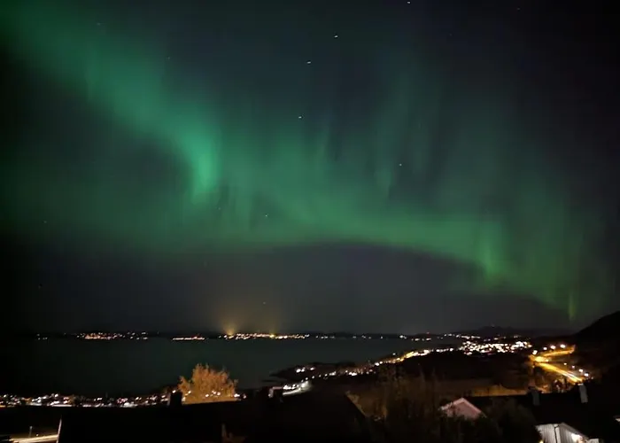 Enebolig Med Fantastisk Utsikt