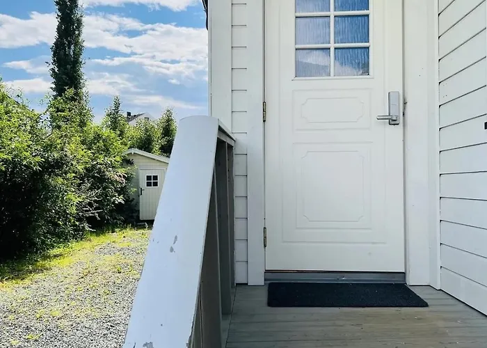 Beautiful Spacious Home W Garden